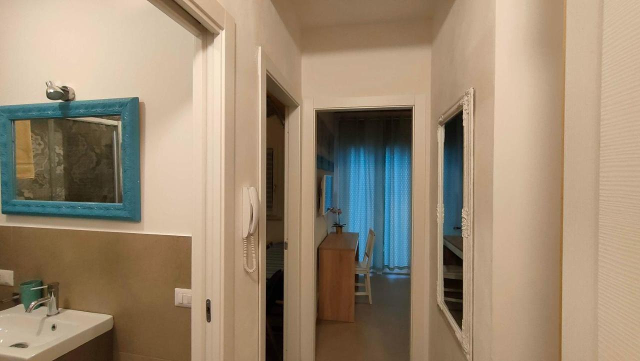 Casa Vacanze Gloria カステッランマーレ・デル・ゴルフォ エクステリア 写真